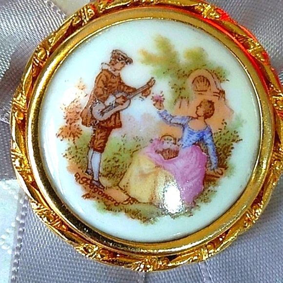 Limoges Vintage Hand-Painted Enameled Brooch - Picture 4 of 8